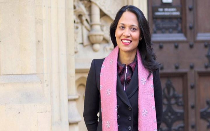 মন্ত্রীর পদ ছাড়লেন, বাংলাদেশি বংশোদ্ভূত, এমপি রুশনারা